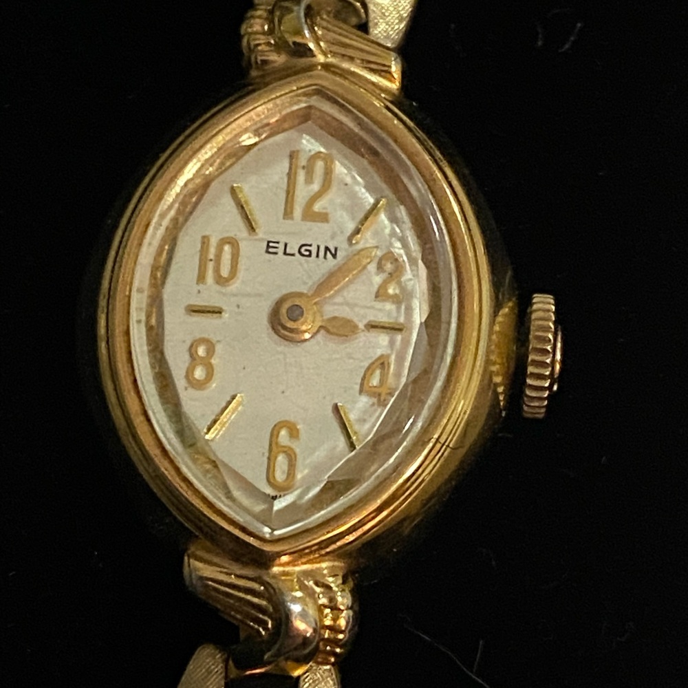 Elgin Gold Watch - Picture 2 of 8